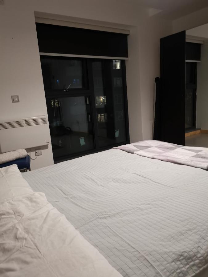 Jadwin Beautiful Room Share Toilet 2 People London Bagian luar foto